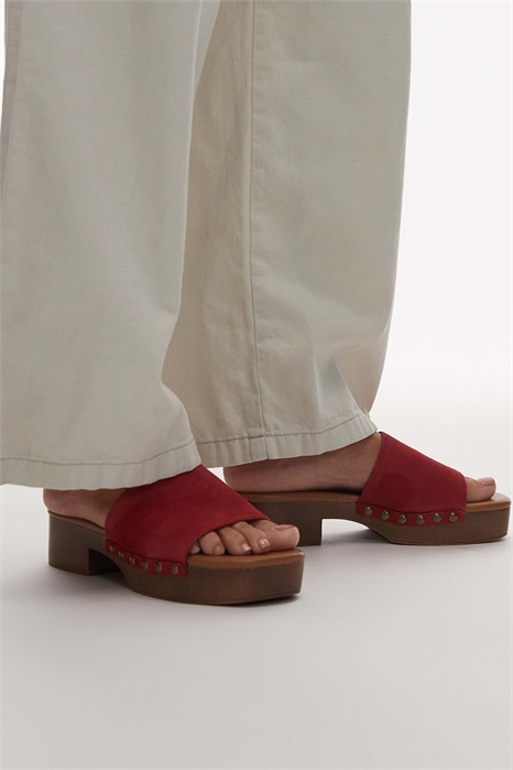 Замшевые сабо Hamilton с заклепками артикул 141616087