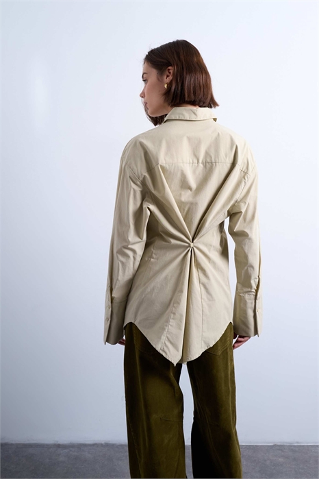 Рубашка из поплина свободного кроя с затянутой талией артикул 148193139