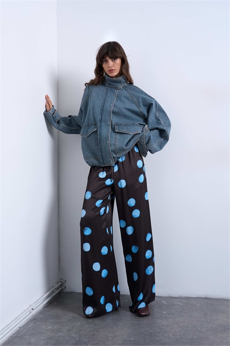 Брюки из атласа с широкими брючинами и завязкой на талии артикул 153052594