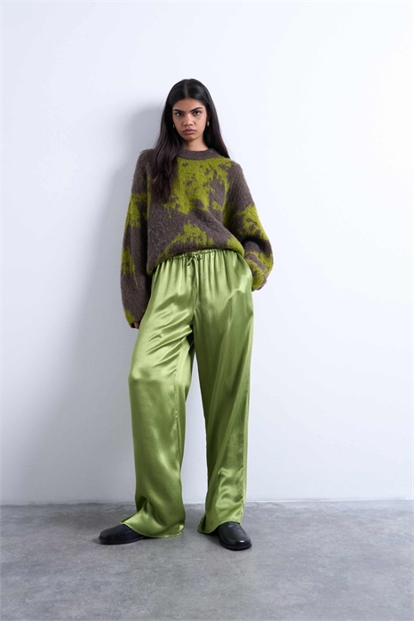 Брюки из гофрированного атласа с широкими брючинами артикул 147897688