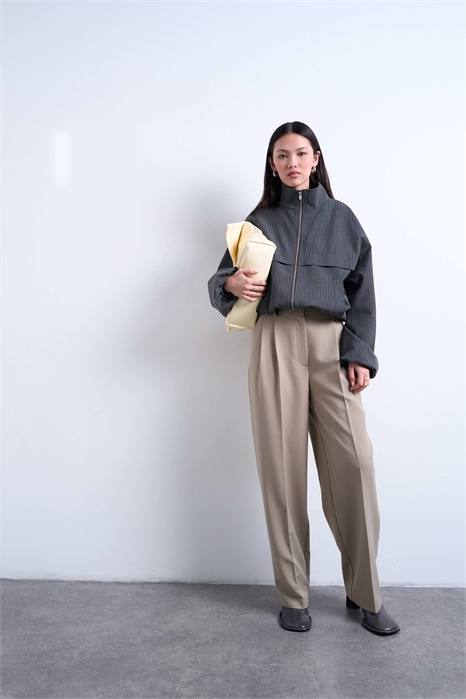 Брюки свободного кроя с двойными складками артикул 149242900