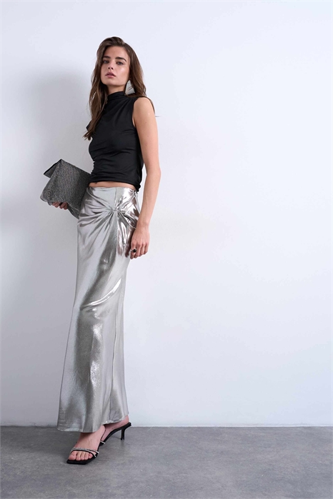 Юбка-миди с металлическим узлом артикул 143825439