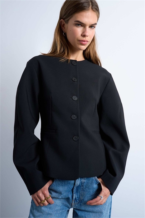 Топ-блейзер с рукавами овальной формы артикул 147900521