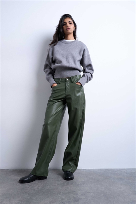 Брюки с затяжкой из искусственной кожи артикул 147698529