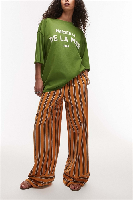 Прямой крой, атласный оранжевый цвет с шоколадными полосками артикул 142204290