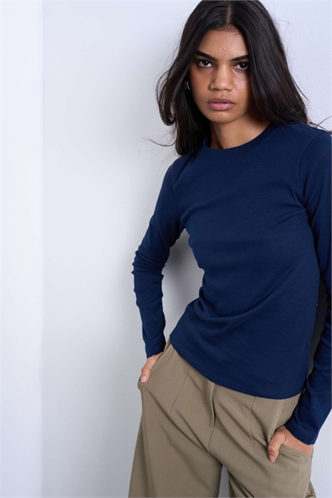 Повседневная футболка с длинным рукавом артикул 150005705