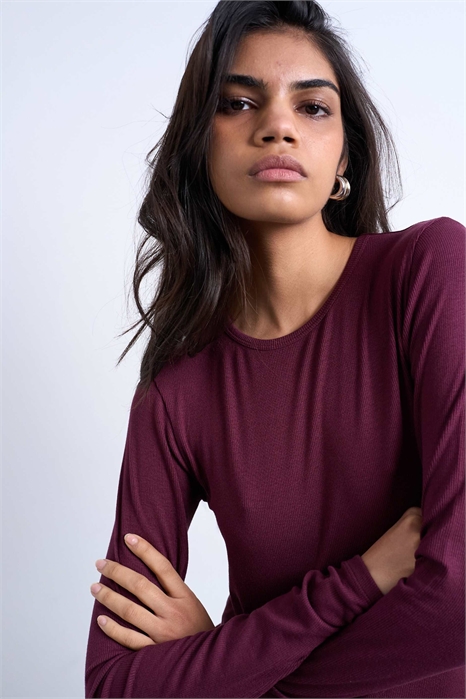 Топ с длинным рукавом из ткани премиум-класса артикул 150082502