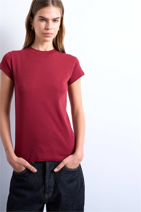 Повседневная футболка артикул 149320652