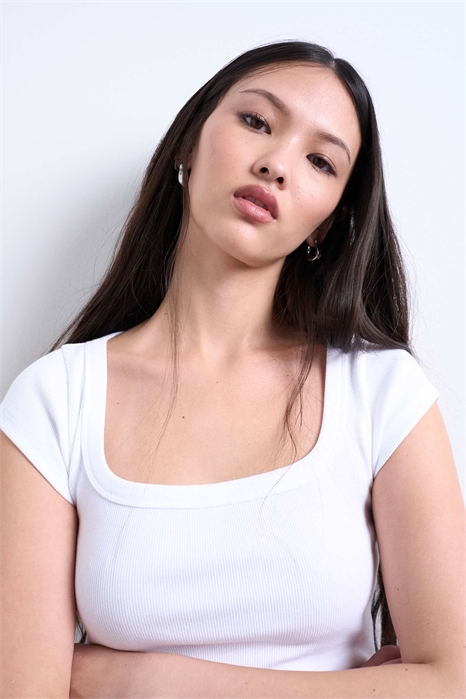 Футболка с квадратным вырезом, ребристым краем и короткими рукавами артикул 149636869