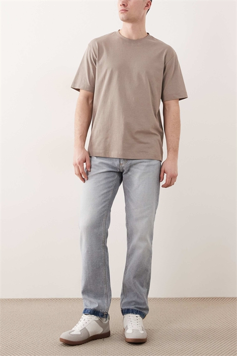 Джинсы Jonah из потертого денима с прямым кроем артикул 153594438