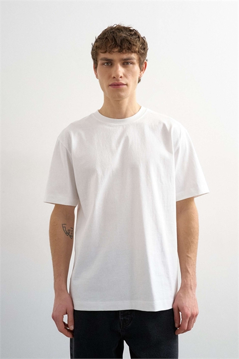 Футболка свободного кроя артикул 143500523