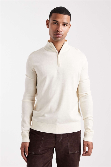 Свитер из тонкого трикотажа с четвертью молнии артикул 143483227