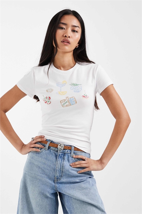 Приталенная футболка с принтом «Dinner» артикул 153717335