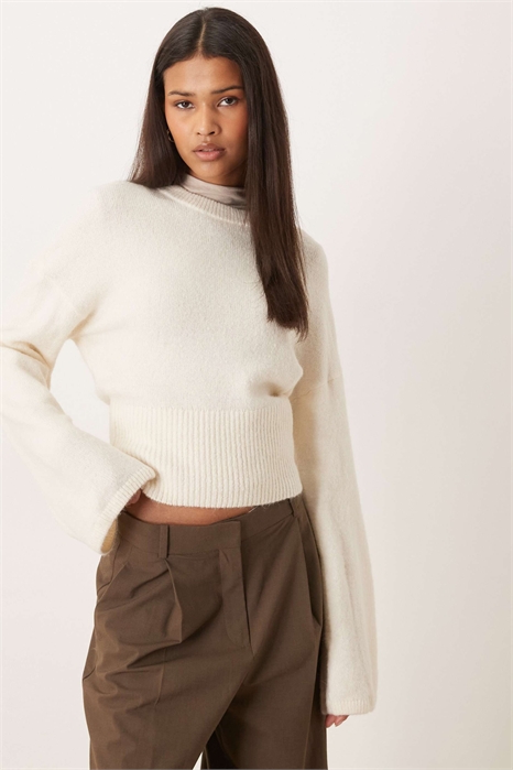 Свитер с широкими рукавами из трикотажа артикул 154328453