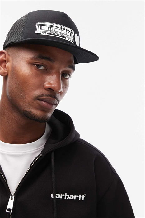 Бейсболка в стиле «тракер» с асимметричным кроем артикул 153249916