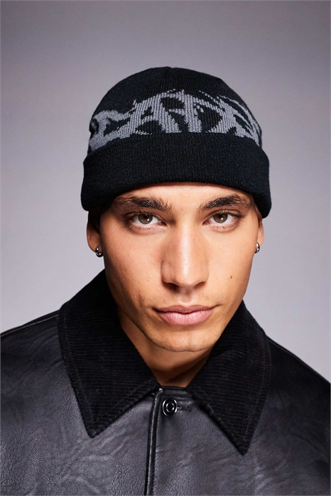 Шапка-бейсболка с готическим черепом артикул 153837754