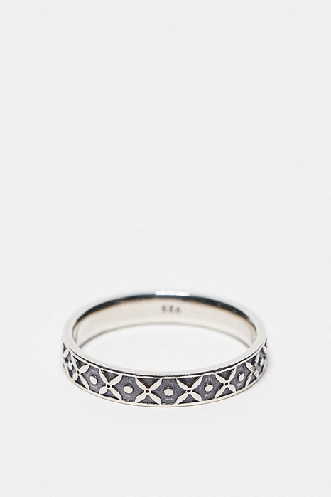 Кольцо из стерлингового серебра с рельефным узором артикул 141306589