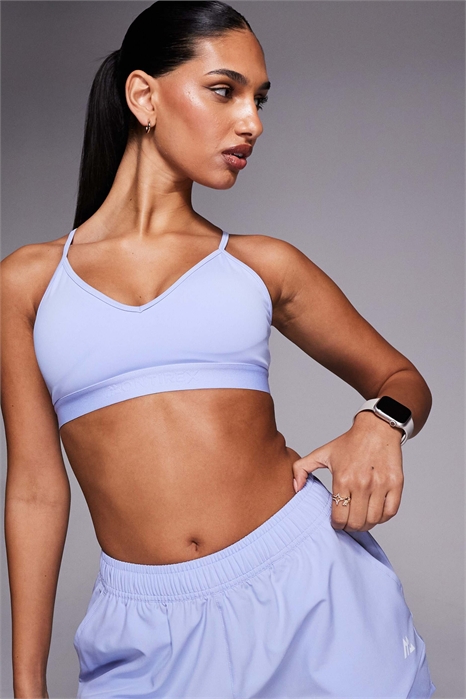 Спортивный бюстгальтер Icon Strappy 3.0 с легкой поддержкой артикул 153667697