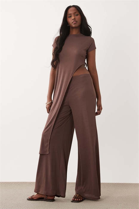 Брюки с широкими брючинами из тонкой ткани «луковая кожица» co-ord артикул 155970975