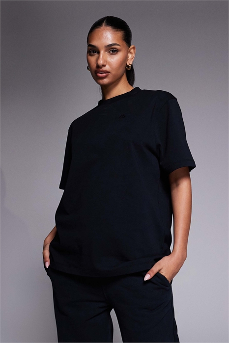 Футболка свободного кроя артикул 153667665