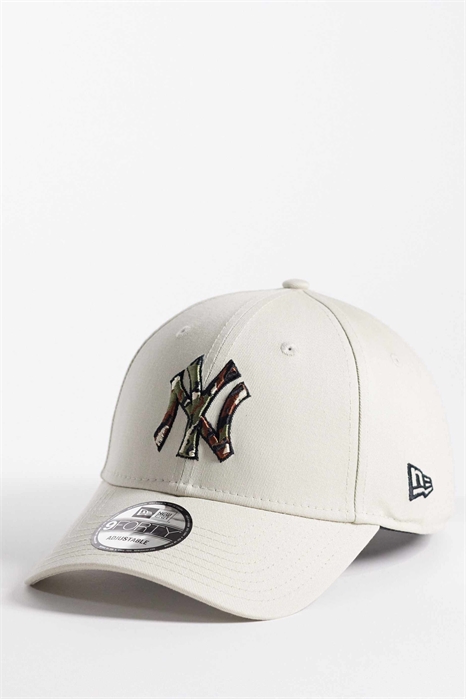 Женская кепка NY Yankees 9forty с камуфляжным логотипом артикул 154895109