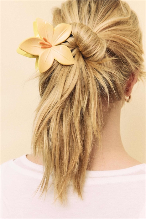 Заколка для волос с цветком артикул 155972860