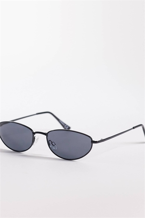 Овальные солнцезащитные очки из металла артикул 154969855