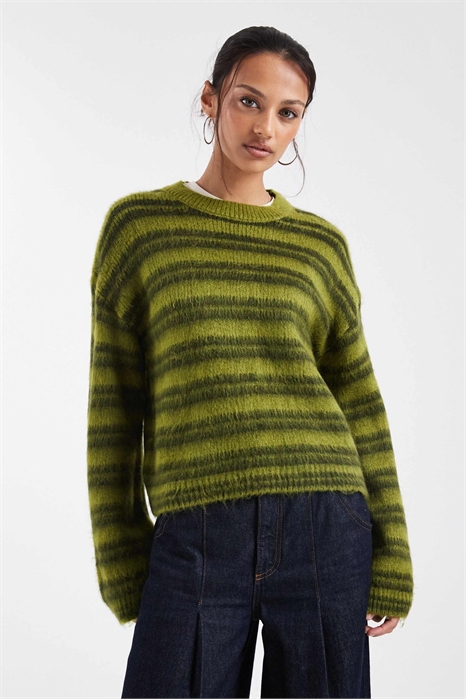 Вязаный свитер артикул 152666028