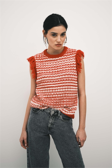 Трикотажный свитер-майка из твида артикул 155708273