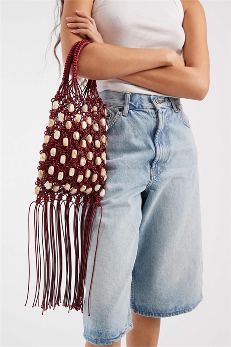 Сумка с кисточкой из бисера артикул 153910193