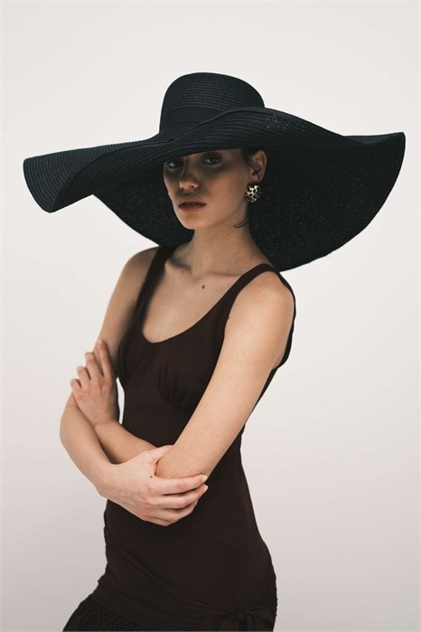 Широкополая соломенная шляпа артикул 154027186