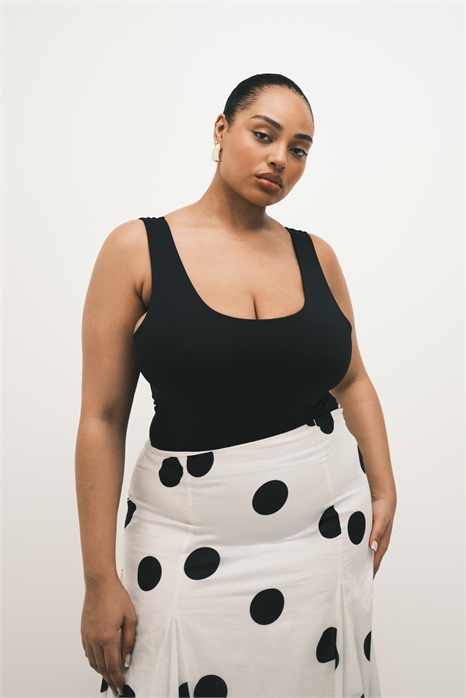 Боди с закругленным вырезом из полиамида артикул 151995531