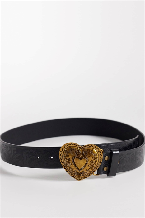 Ремень с пряжкой в виде сердца в винтажном стиле артикул 152702015