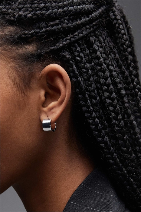 Небольшие массивные серьги-кольца артикул 151749762