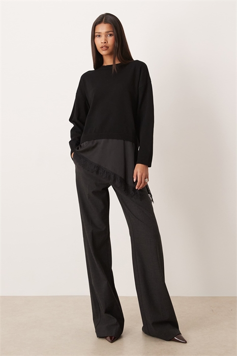 Свитер с атласной и кружевной подкладкой артикул 154263507