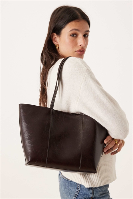 Сумка из искусственной кожи темно-коричневого цвета артикул 151637634