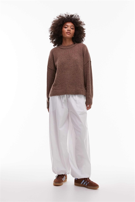 Свитер с круглым вырезом артикул 143420714