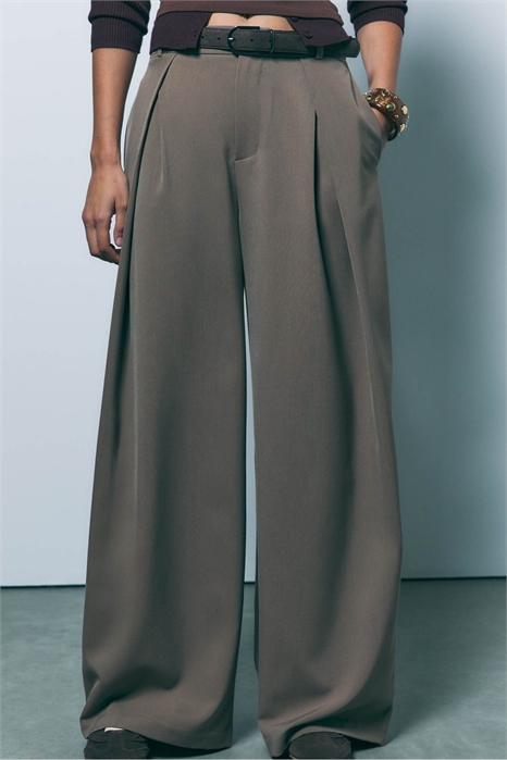 Брюки с широкими штанинами и поясом артикул 152701763