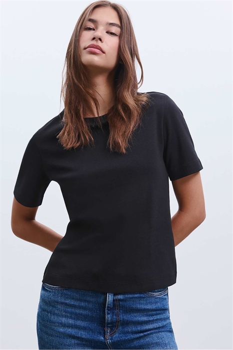 Футболка свободного кроя из плотной ткани артикул 147968190
