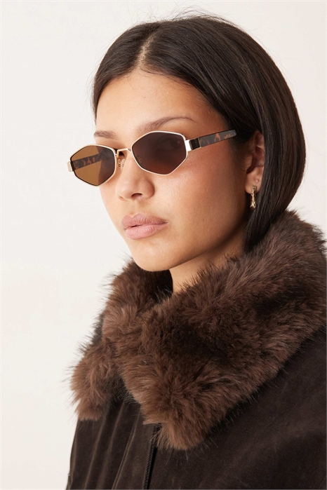 Металлические угловатые солнцезащитные очки артикул 152465486