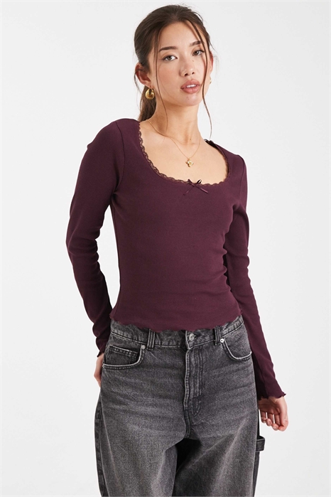 Топ с квадратным вырезом артикул 153712326