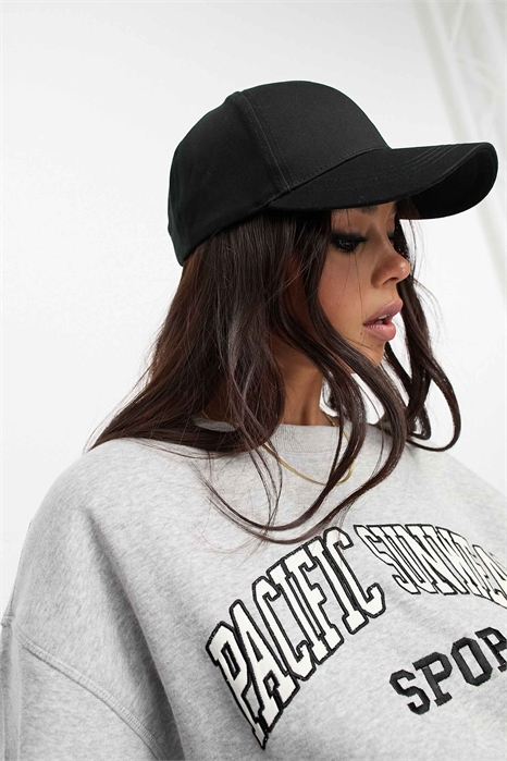 Простая бейсболка с улучшенной посадкой артикул 127114953