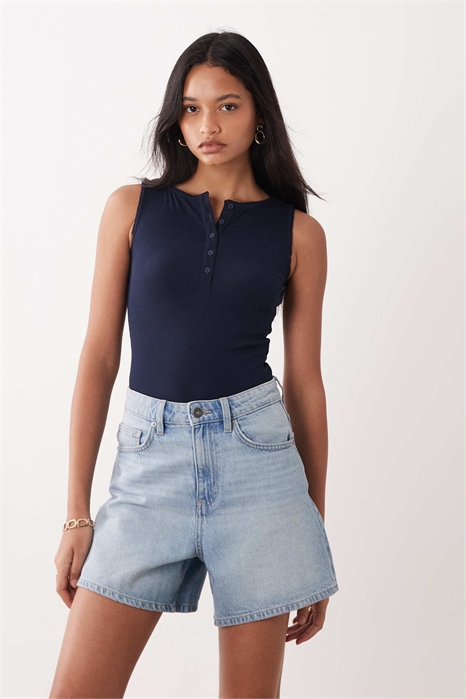 Боди без рукавов с пуговицами артикул 152384642
