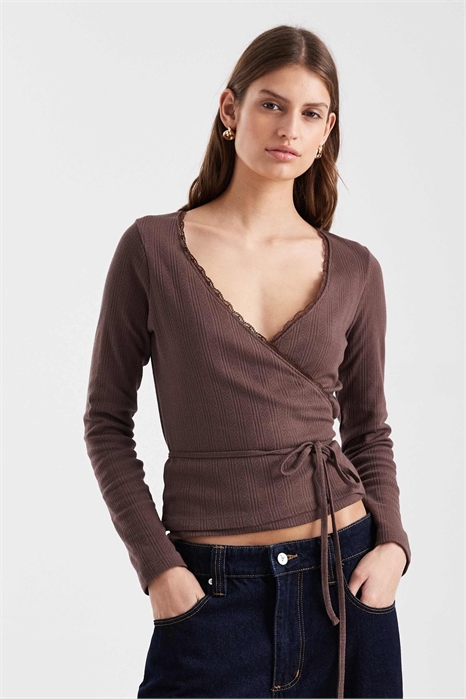 Топ с запахом из ткани «пойнтелл» артикул 152318736