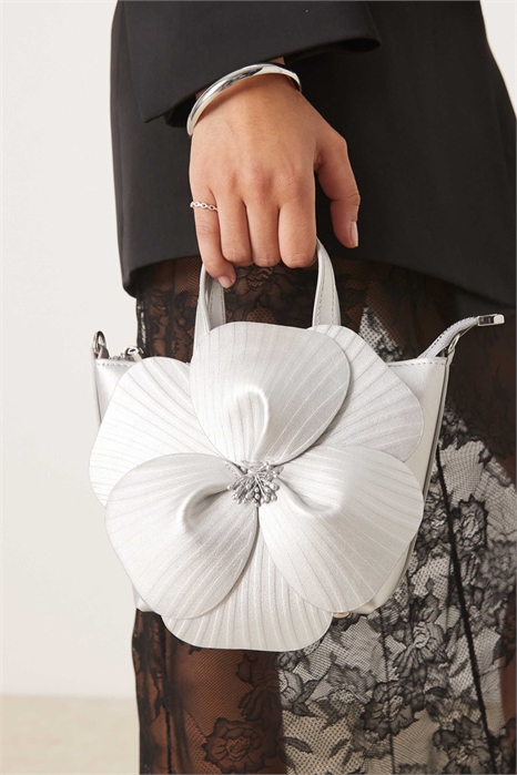 Набор с цветочными мотивами артикул 151092052