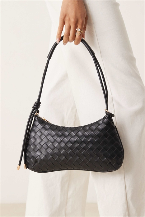 Тканая сумка через плечо с узким ремнем и узелком артикул 148301313