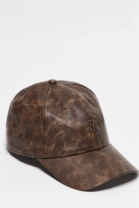 Кепка NY Yankees 9twenty из неструктурированной кожи PU с эффектом «вымытого» артикул 153490148