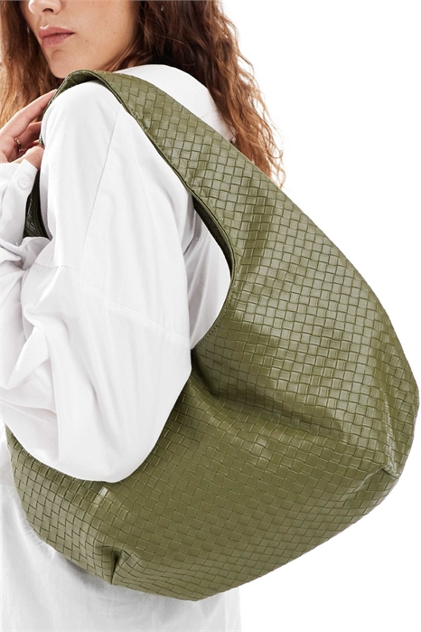 Большая плетеная сумка через плечо артикул 149135456