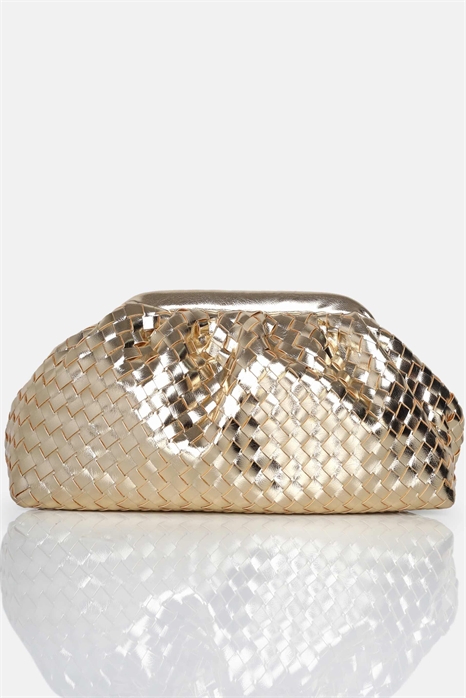 Сумочка-клатч с металлическим узором артикул 142978054