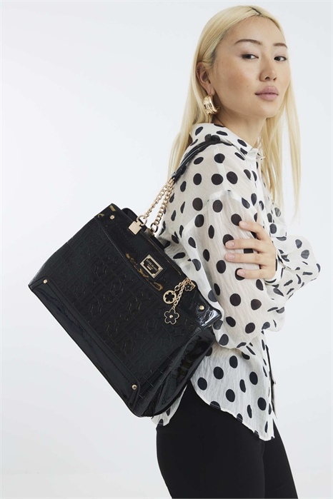 Сумка-тоут с тисненым рисунком и цепочкой в качестве ручки артикул 154358117